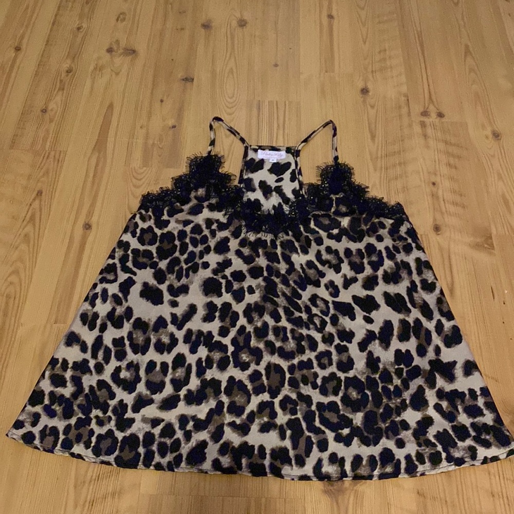 Pink lily leopard print cami